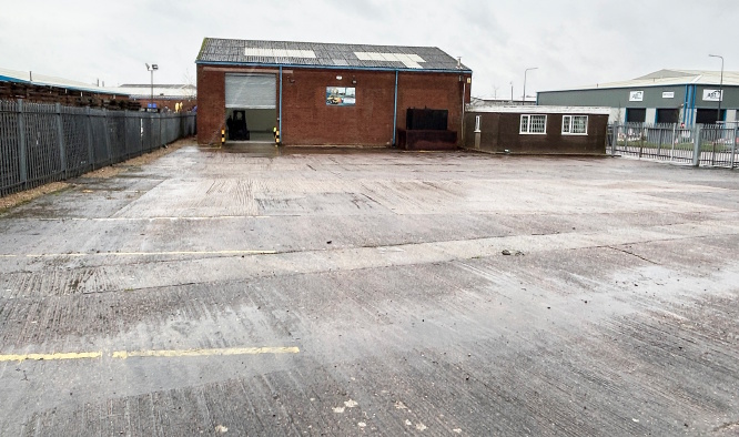 Industrial Unit in Burntwood - photo 4